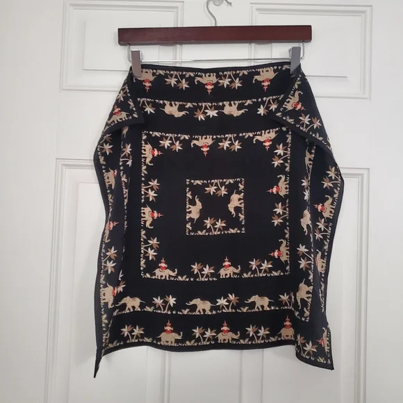 Elephant Scarf - Picture 2 of 2